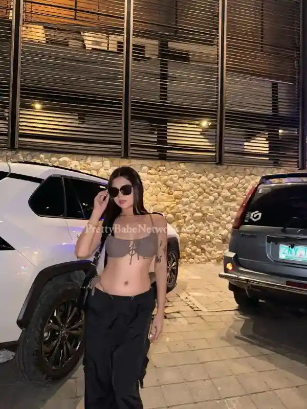 Amihan is Available for Sex and Webcam Services